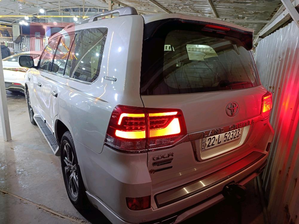 تويوتا لاندكروزر